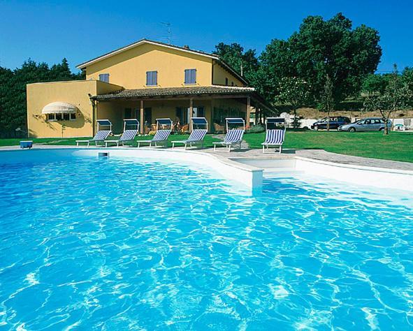 La Tenuta Del Giglio Villa Тавулия Екстериор снимка