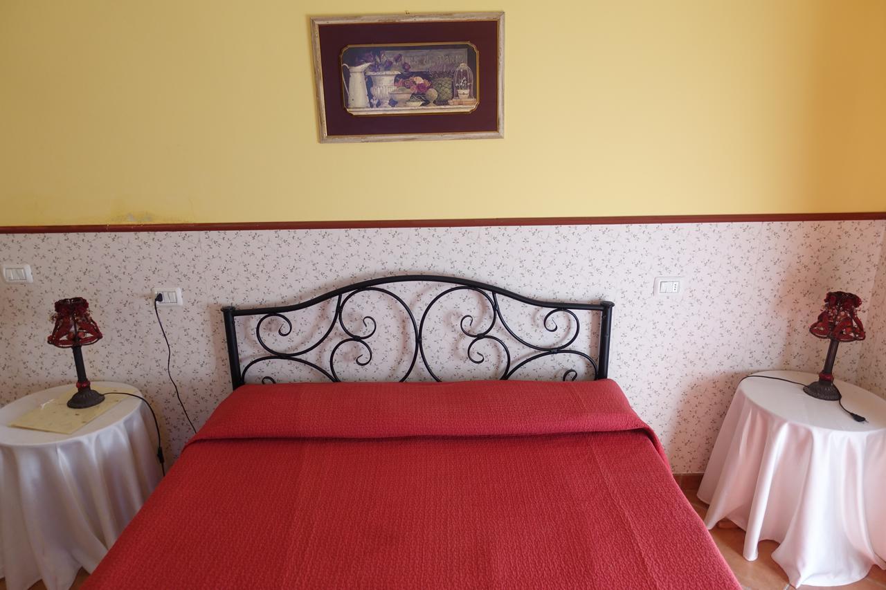La Tenuta Del Giglio Villa Тавулия Екстериор снимка